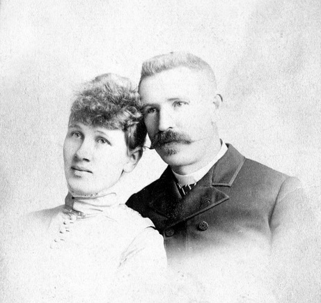 Cris and Mary Hauser Smith